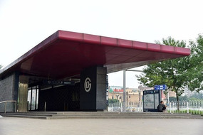 ����վ��