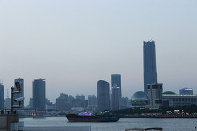 ���з羰��ɫ