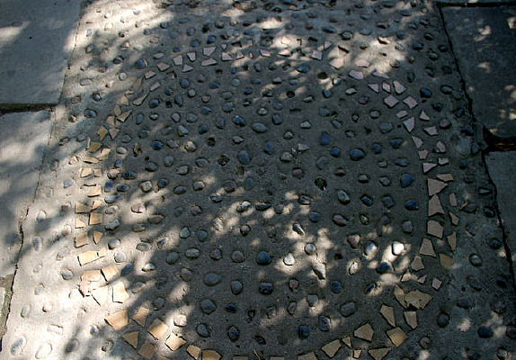 �����ʯ·��