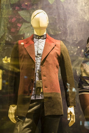 �����з�