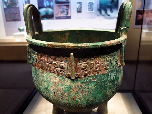 ����Բ��