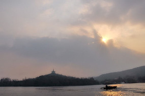 Ϧ���º���