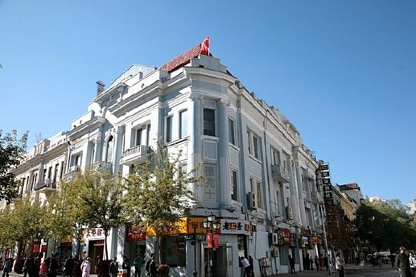 ����������