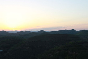 ����ɽ��