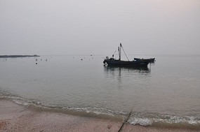 Ư洬