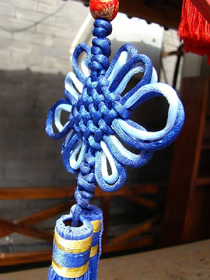 ��ɫ�й���