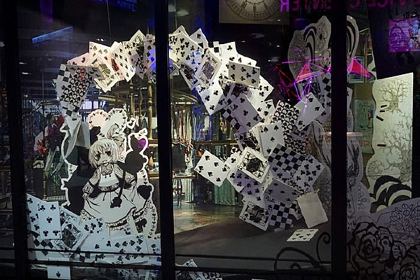 �˿���չ��