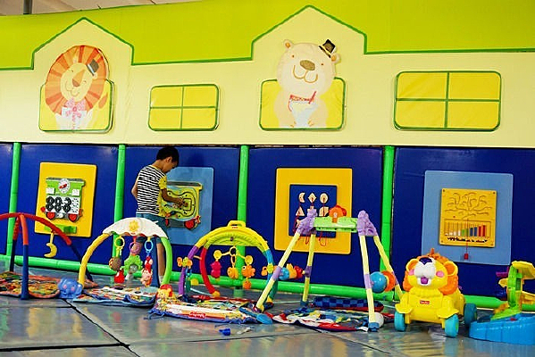 �������