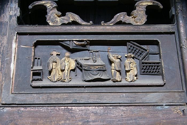 �Ŵ�ľ���ϵ�������д