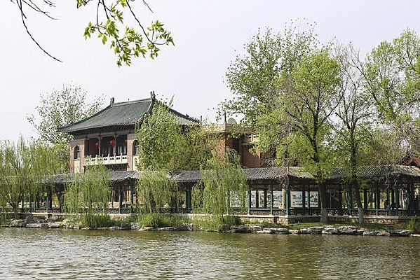 ������԰