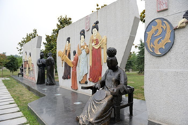 ��������Ůʯ��