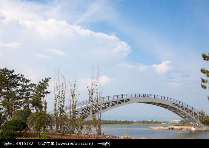 跨河大桥天虹桥