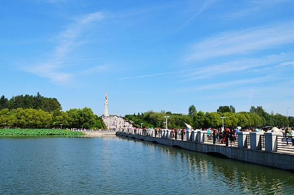 ��԰����