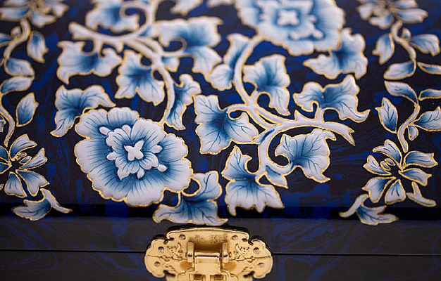 ������ͭ��