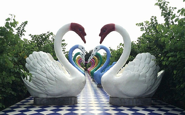 �������