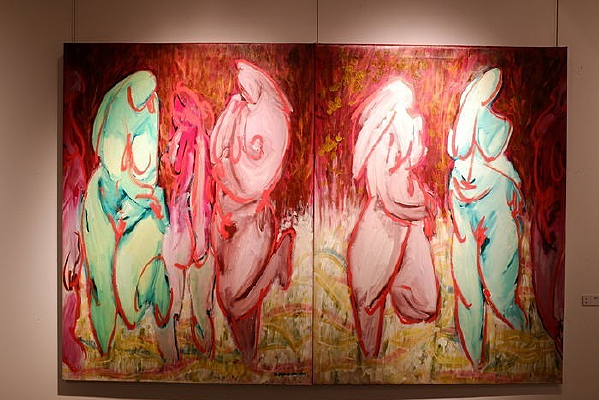 �ĸ���Ůǽ��װ��