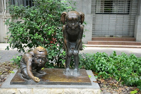 �沣����Ķ�ͯ����