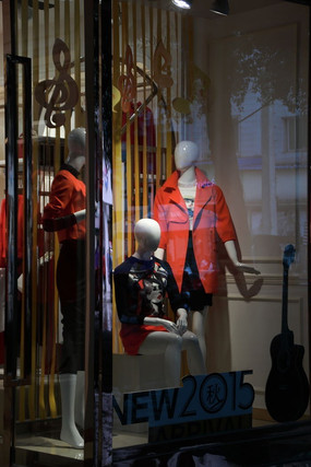 ��������ģ��չʾ�ķ�װ