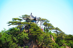 ǧɽ���ɽ���ϵĹ۾�ͤ������