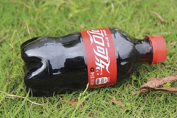 �ݵ��ϵĿɿڿ���