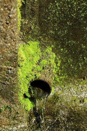 水管流水高清图片下载_红动中国
