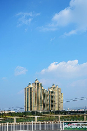 �����µ���ɽ�������