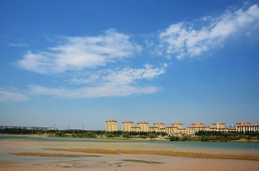 ��������µİ�ɽ��ɽˮ������