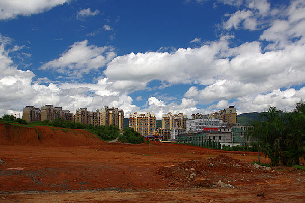 ���ؿ���