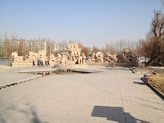 ��Ȫ��԰����