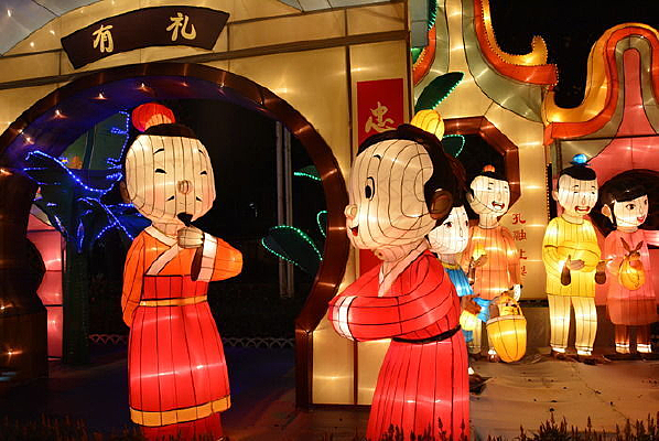 �������ﻨ������ҹ��