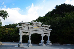 �������֮�µ�ǧɽ����ʤ��