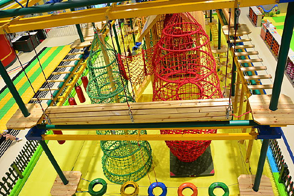 �����ַ��ͯ��԰��ľ��