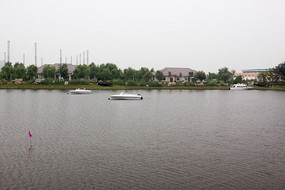 �˹�������