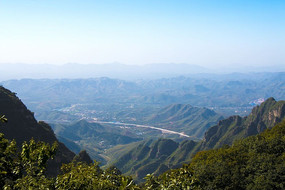 �������۵�ɽ��