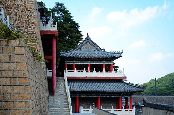 �����̽���