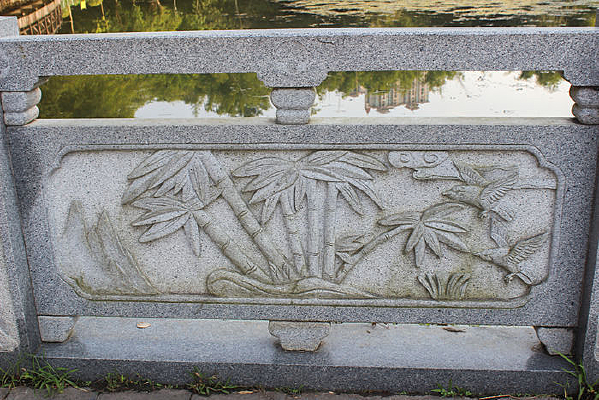 ���Ӹ���