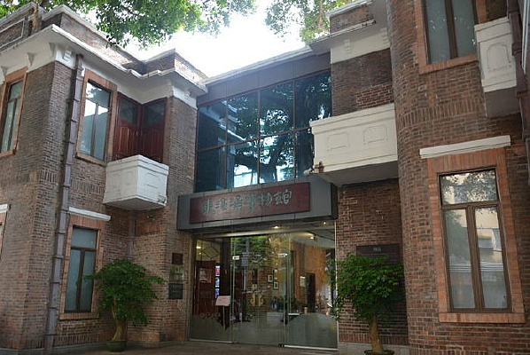 ���ݶ���ӿ����ݺ�¥