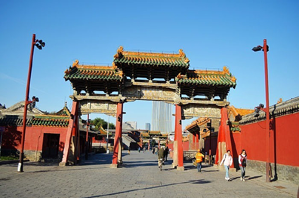 �����ʹ��ĵ·�