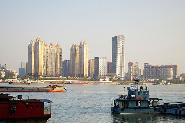 �����ִ�