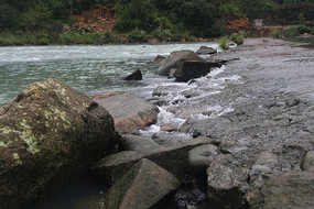 �峺��Ϫ��ˮ