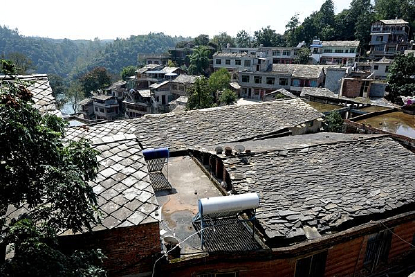 �������