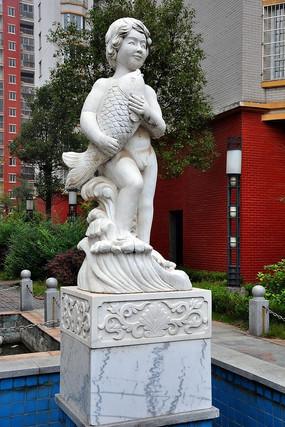 ���б��������