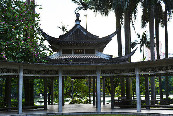 �Ϻ�����ͤ