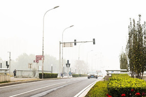 ��ͨ��··��