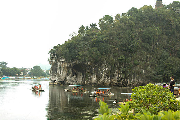 �������ɽ