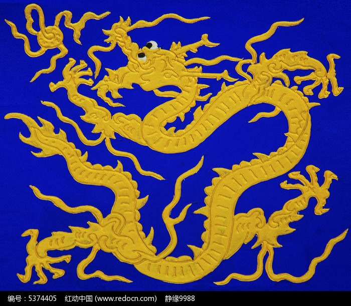 千山灵岩寺房檐上龙的图案