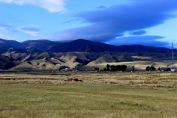 �������