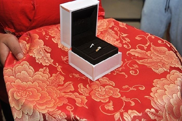 �����ʽ�ϵ����