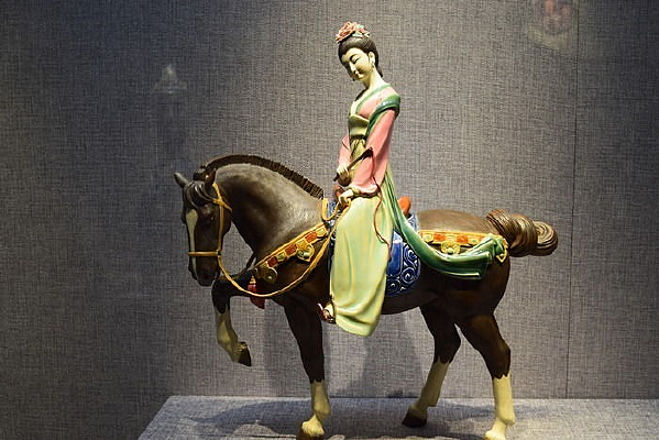 Ů������