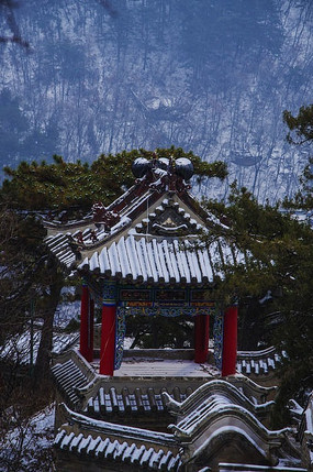 ѩ���ǧɽ�����������¥